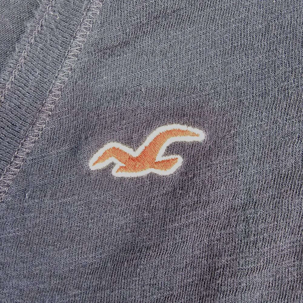 Hollister Navy Blue V-Neck T-Shirt Size Women's S Cotton Slim Fit Y2K Logo Tee - Picture 3 of 9